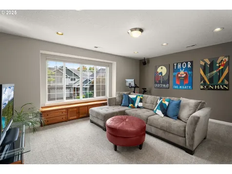 13607 NW Payne Drive Portland OR 97229