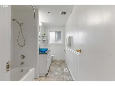 11315 SW Ironwood Loop Portland OR 97223