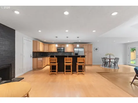 11315 SW Ironwood Loop Portland OR 97223