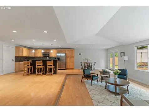 11315 SW Ironwood Loop Portland OR 97223