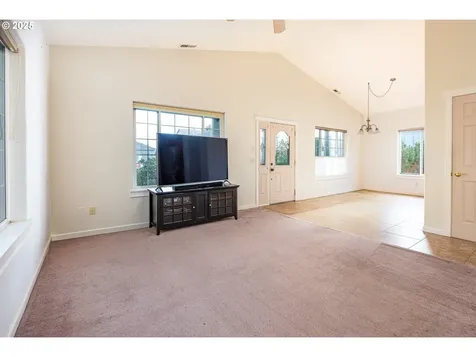 83 Sunday Drive Creswell OR 97426