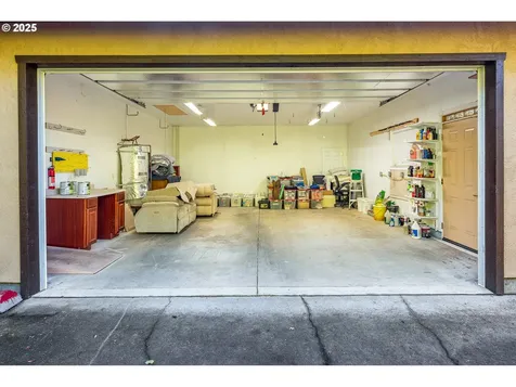 83 Sunday Drive Creswell OR 97426