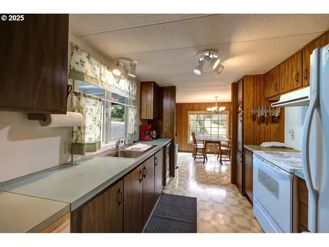35190 The Glade Nehalem OR 97131
