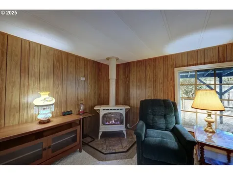 35190 The Glade Nehalem OR 97131