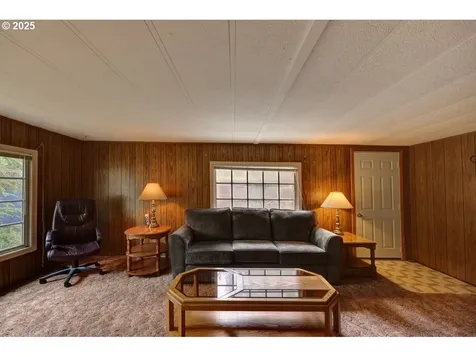35190 The Glade Nehalem OR 97131