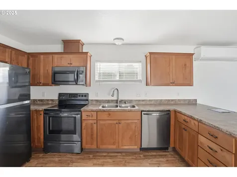 344 Douglas Street Longview WA 98632