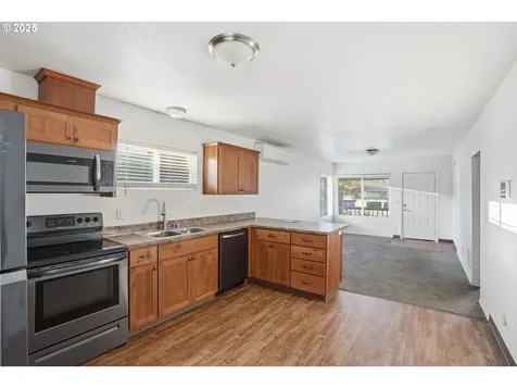 344 Douglas Street Longview WA 98632