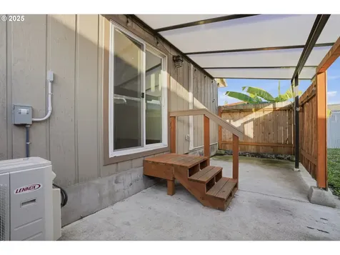 344 Douglas Street Longview WA 98632
