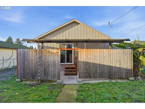 344 Douglas Street Longview WA 98632