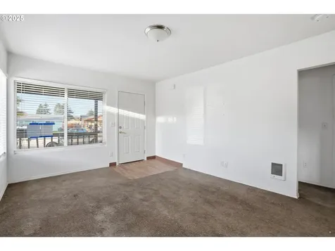 344 Douglas Street Longview WA 98632