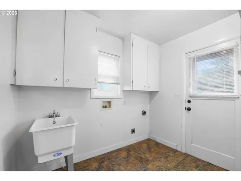 8715 NE 27th Avenue Vancouver WA 98665