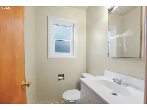 8715 NE 27th Avenue Vancouver WA 98665