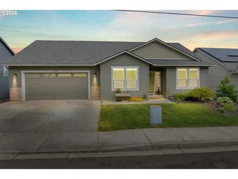 2005 Davis Road S Salem OR 97306