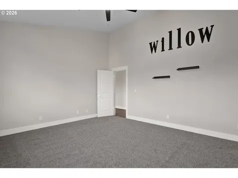 2005 Davis Road S Salem OR 97306