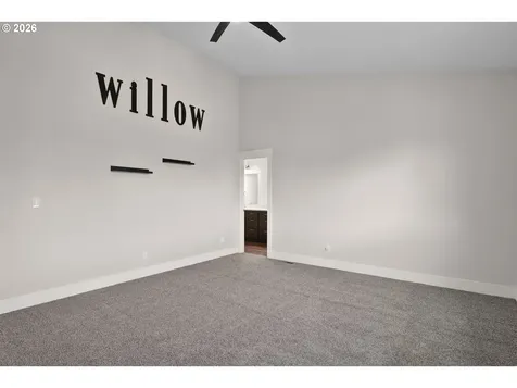 2005 Davis Road S Salem OR 97306