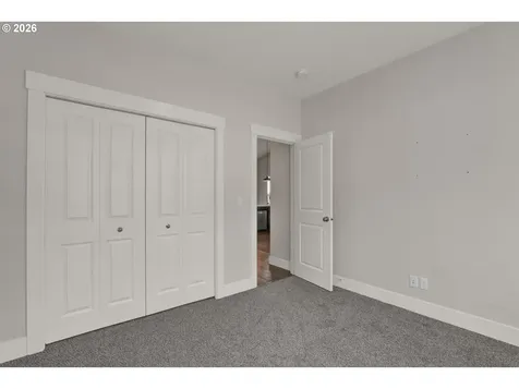 2005 Davis Road S Salem OR 97306