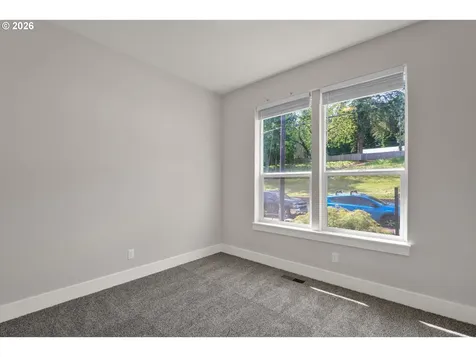 2005 Davis Road S Salem OR 97306
