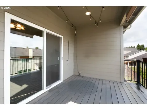 2005 Davis Road S Salem OR 97306