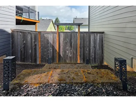 2005 Davis Road S Salem OR 97306