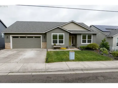 2005 Davis Road S Salem OR 97306