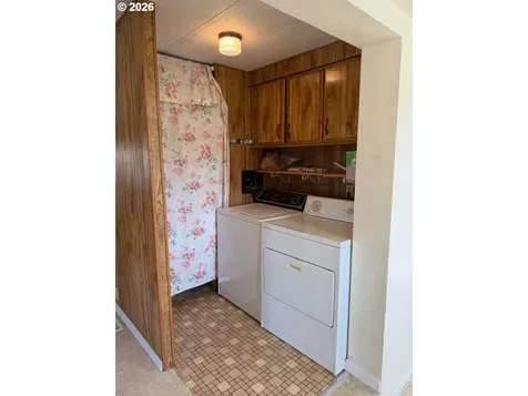 400 N Mill Street Creswell OR 97426