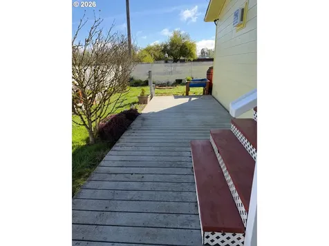 400 N Mill Street Creswell OR 97426