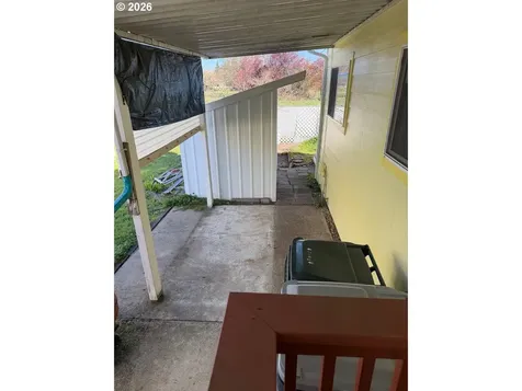 400 N Mill Street Creswell OR 97426
