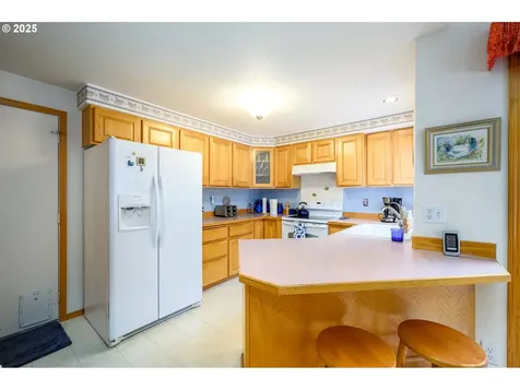1583 SW James Street Mcminnville OR 97128