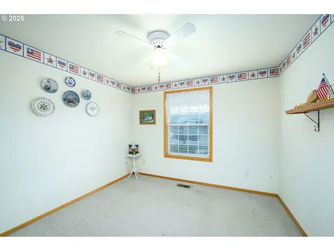 1583 SW James Street Mcminnville OR 97128