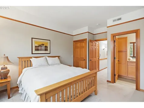1807 Columbia Street Hood River OR 97031