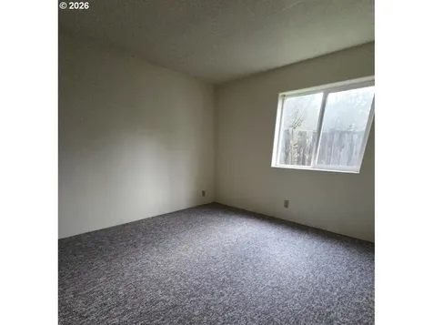 115 NE Eighth Street Oakland OR 97462