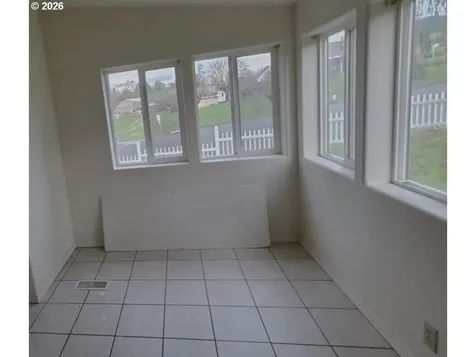 115 NE Eighth Street Oakland OR 97462
