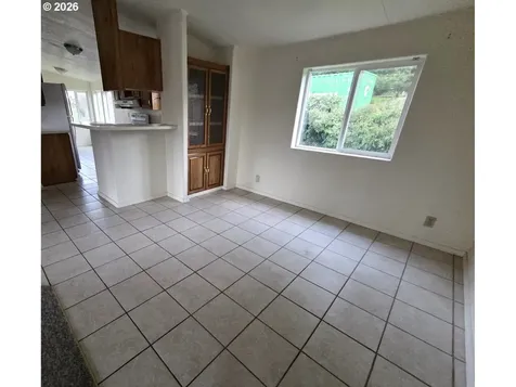 115 NE Eighth Street Oakland OR 97462