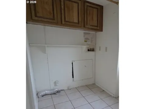 115 NE Eighth Street Oakland OR 97462