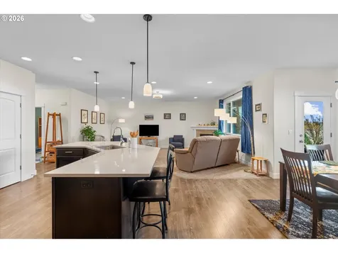 365 Sunset Lane Monmouth OR 97361