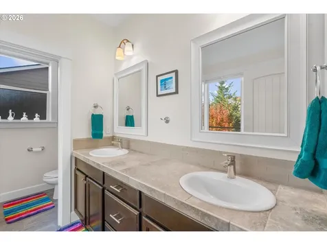 365 Sunset Lane Monmouth OR 97361