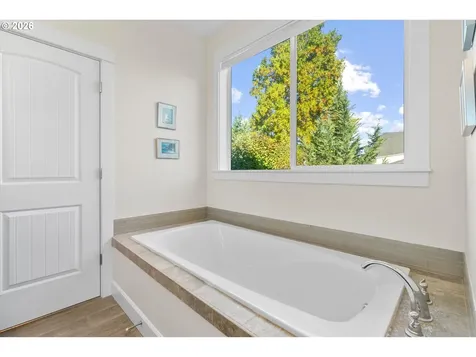 365 Sunset Lane Monmouth OR 97361