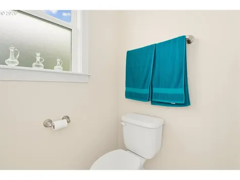 365 Sunset Lane Monmouth OR 97361