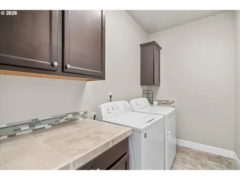 365 Sunset Lane Monmouth OR 97361