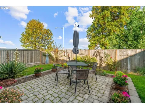 365 Sunset Lane Monmouth OR 97361