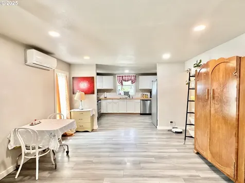 1402 N Cherry Street La Grande OR 97850