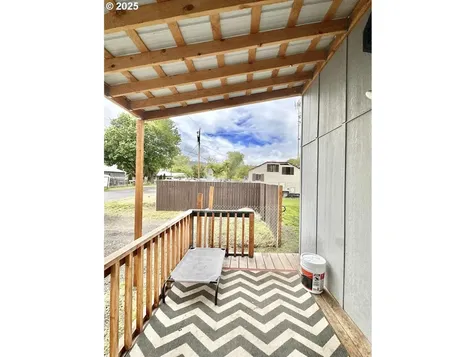 1402 N Cherry Street La Grande OR 97850