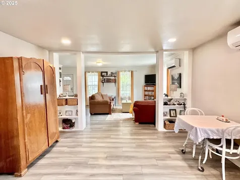 1402 N Cherry Street La Grande OR 97850