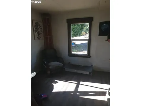 947 Elgarose Road Roseburg OR 97471
