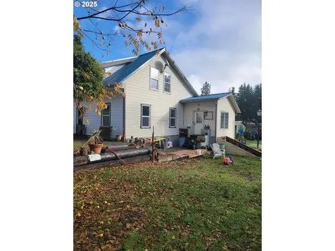 947 Elgarose Road Roseburg OR 97471