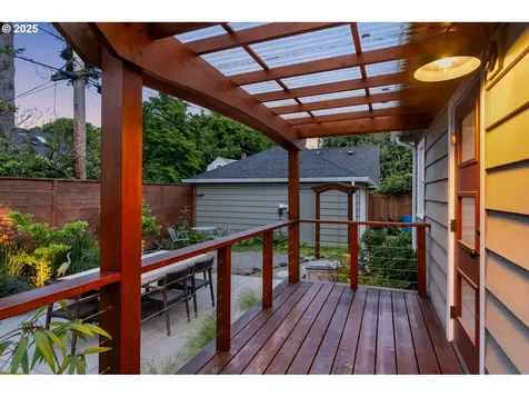 7414 N Chautauqua Boulevard Portland OR 97217