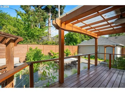 7414 N Chautauqua Boulevard Portland OR 97217