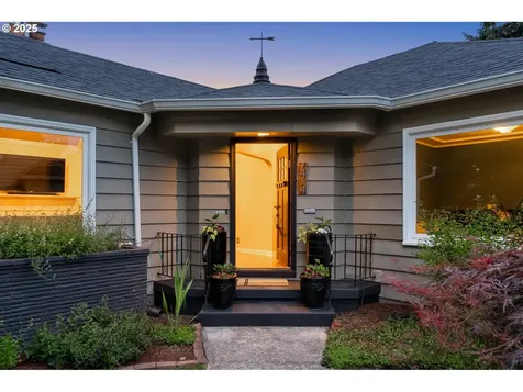 7414 N Chautauqua Boulevard Portland OR 97217