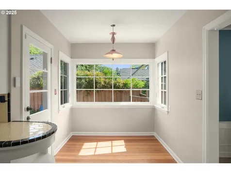 7414 N Chautauqua Boulevard Portland OR 97217