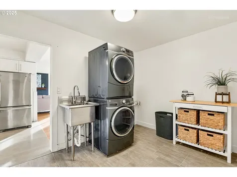 11711 NE San Rafael Street Portland OR 97220